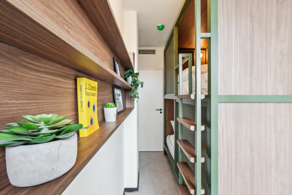 bunk bed