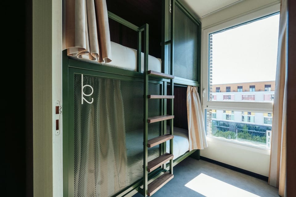 bunk bed