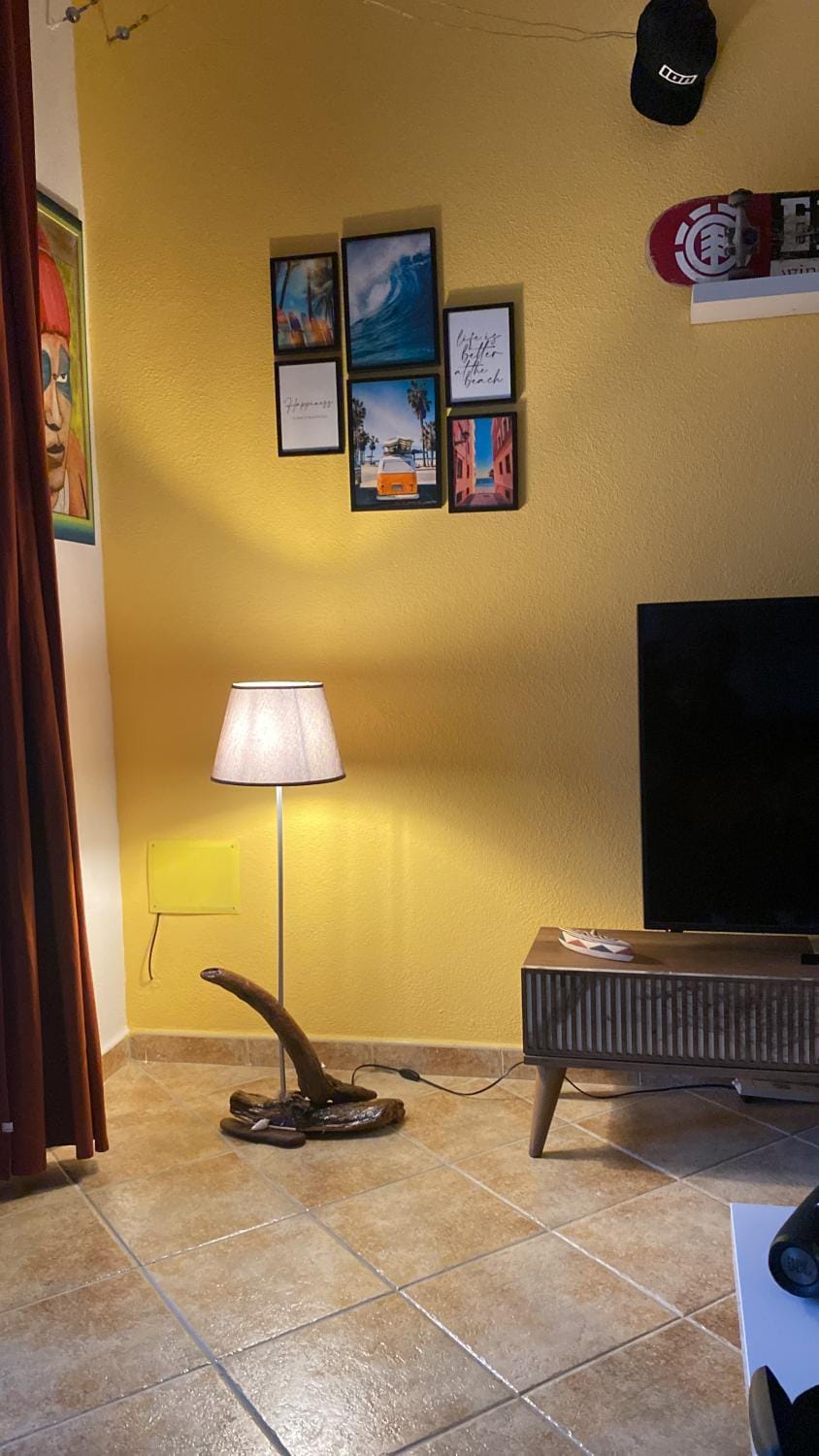 Communal lounge/ TV room, TV and multimedia