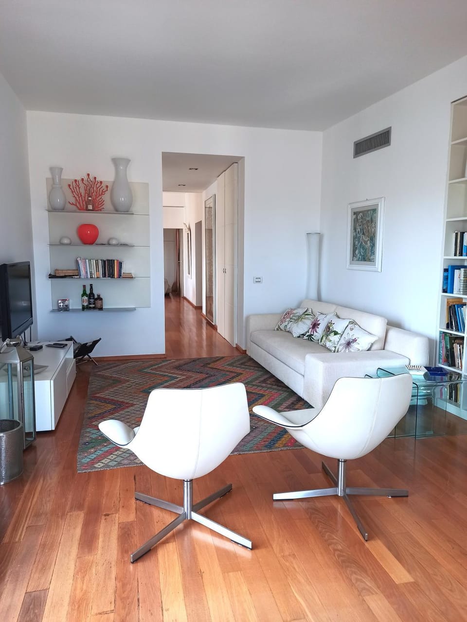 TV and multimedia, Living room