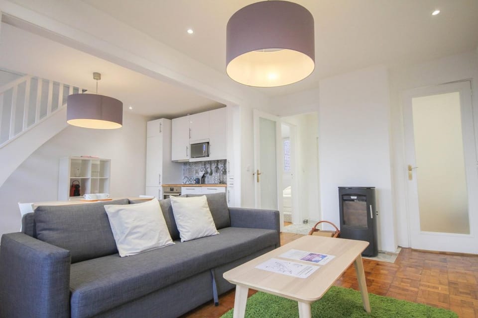 Lille Wazemmes- Appartement avec balcon et vue Apartment in Lille