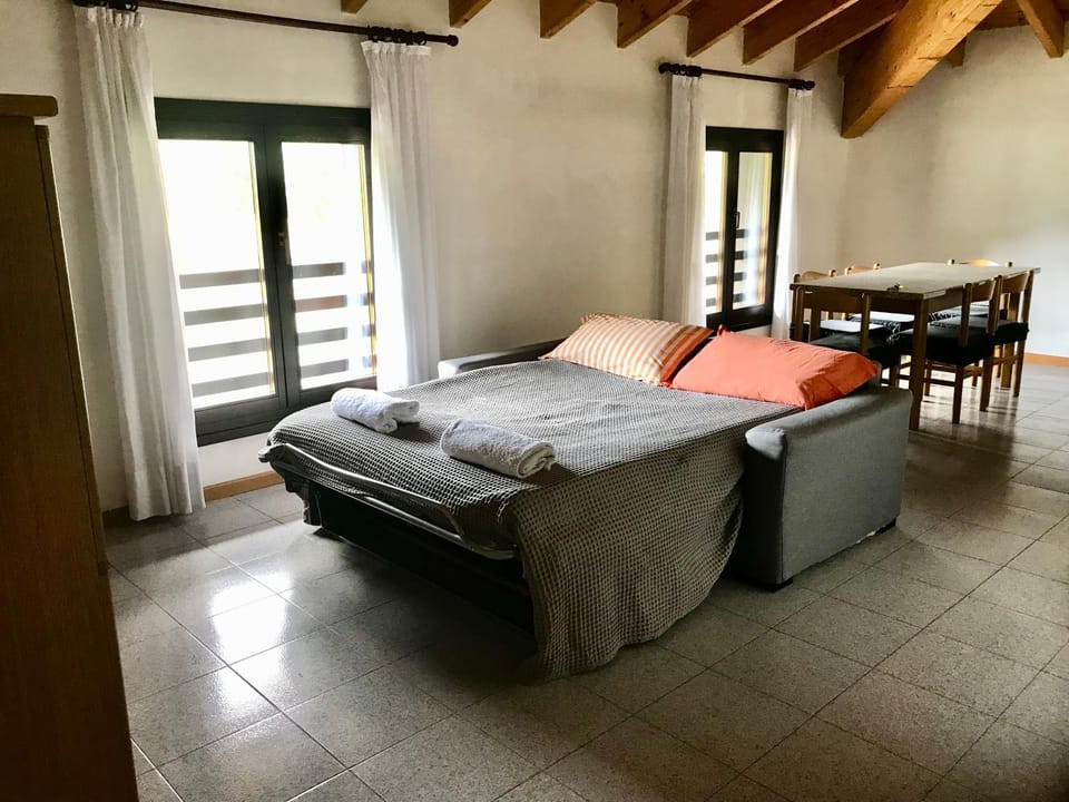 Bed, Living room, Seating area