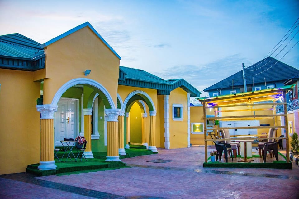 Property building, Day