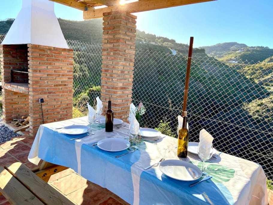Casa El Barranco By Solymar Properties House in Axarquía