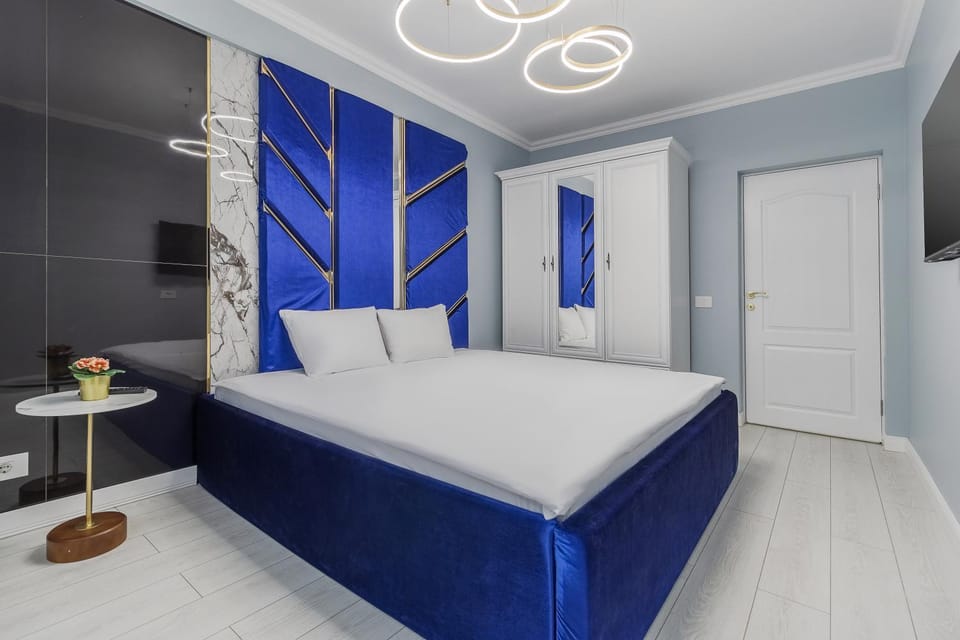 Bed, TV and multimedia, Photo of the whole room, Bedroom, wardrobe
