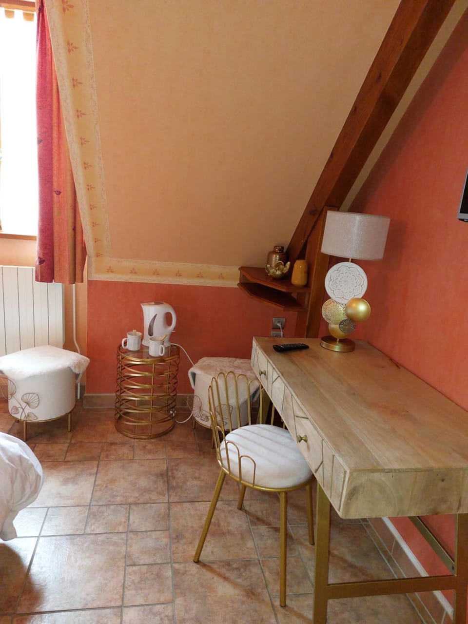 LA LAUZERAIE Bed and Breakfast in Auvergne-Rhône-Alpes