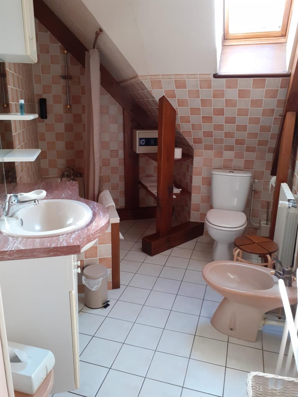 LA LAUZERAIE Bed and Breakfast in Auvergne-Rhône-Alpes