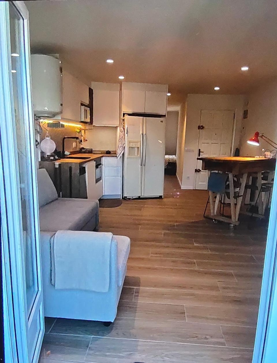Kitchen or kitchenette, Living room, Dining area