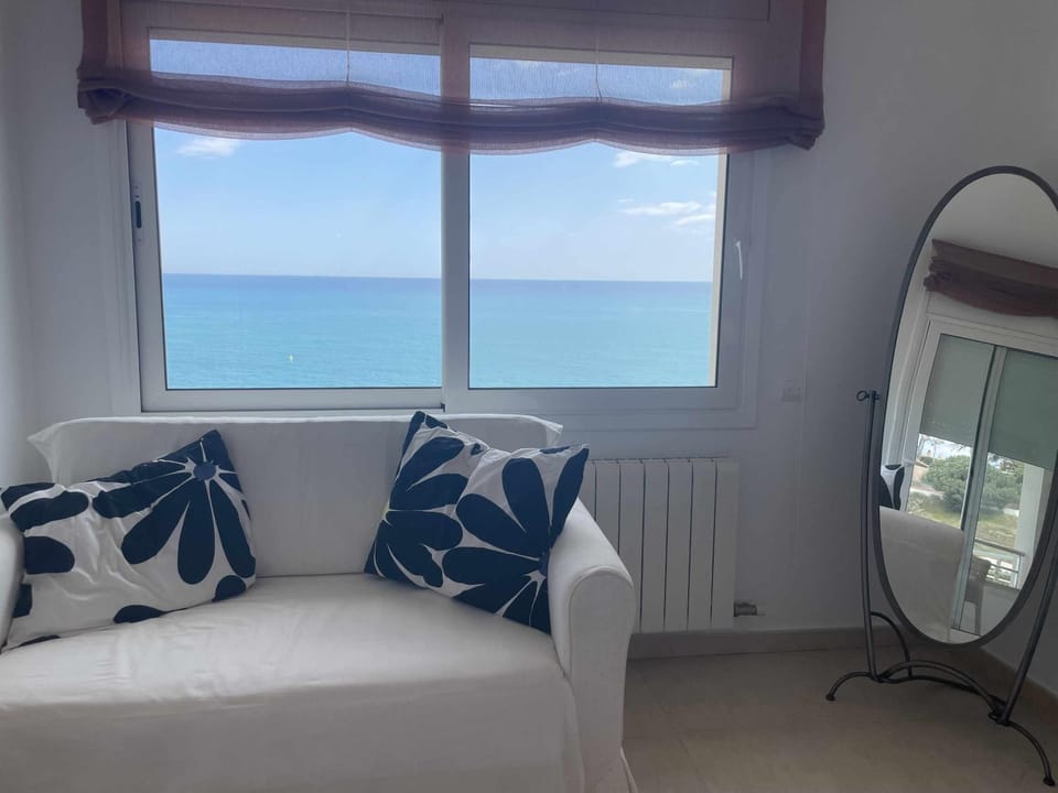 Villa Farell just in front of the sea Villa in Maresme