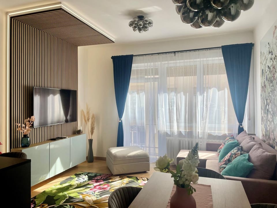 Hollán Residence I 3bdr I 2bathr I FreeParking Apartment in Budapest