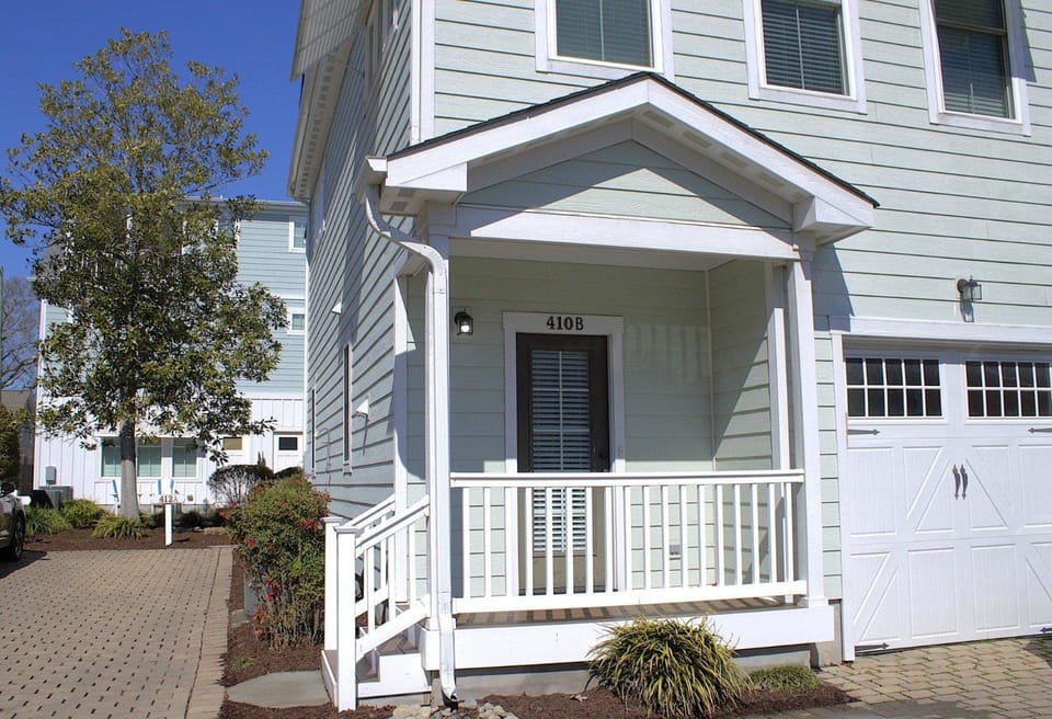 410B The King Neptune House House in Virginia Beach