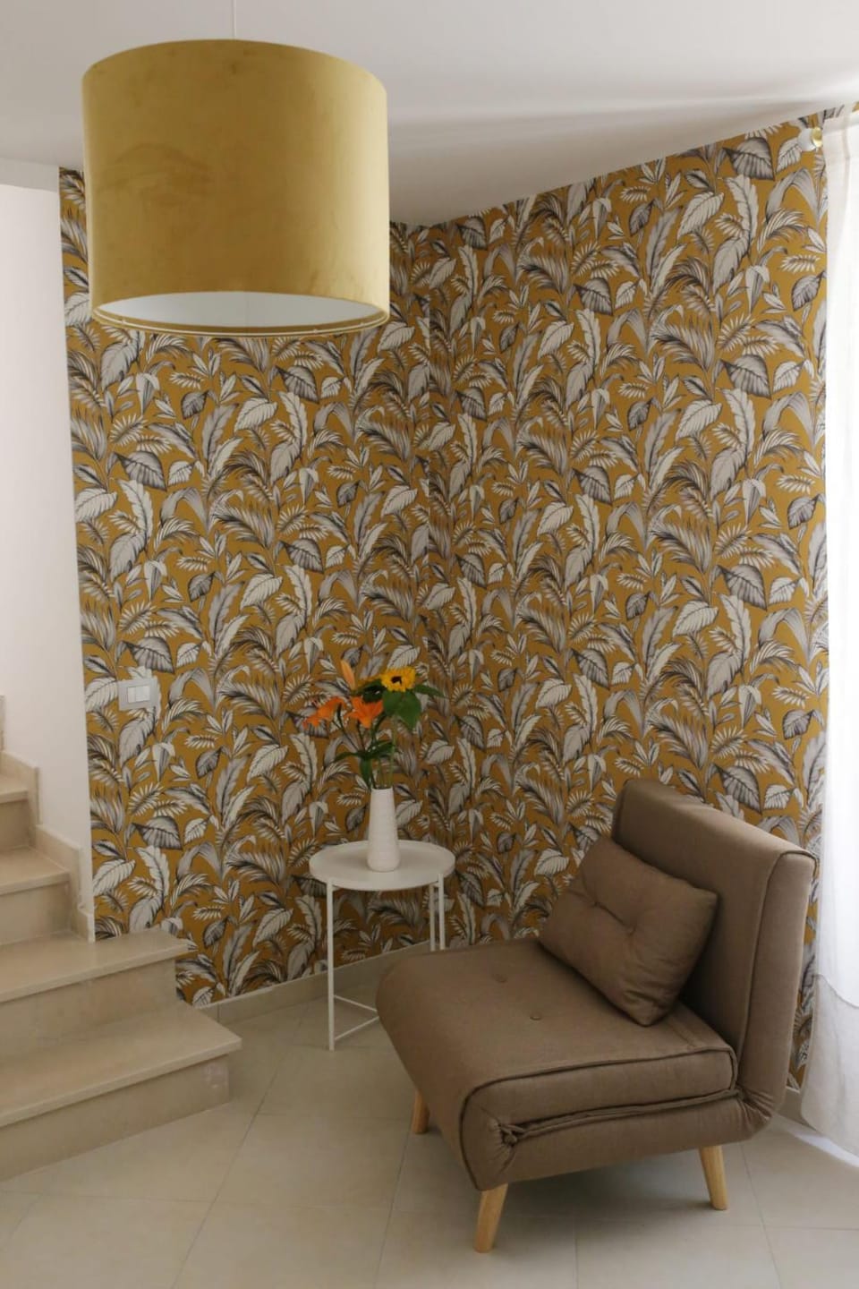 Decorative detail, Seating area