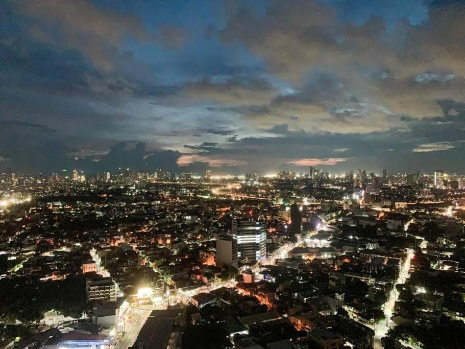 Modern and homely Condo in Shaw Boulevard Apartment in Mandaluyong