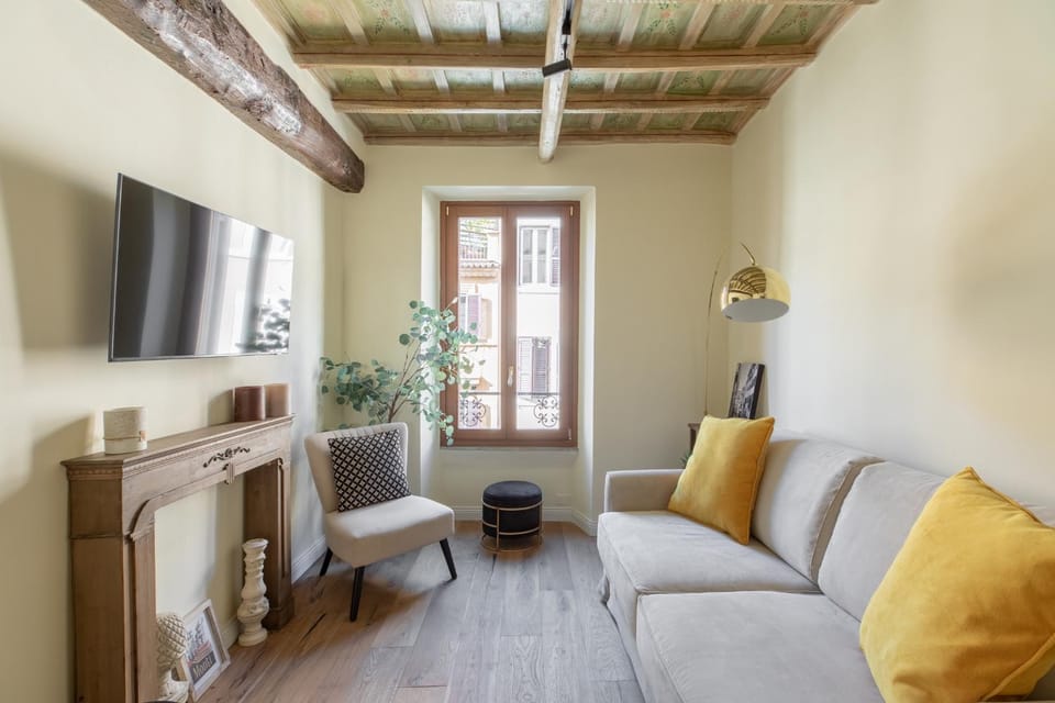 iFlat The Heart of Monti Apartment in Rome