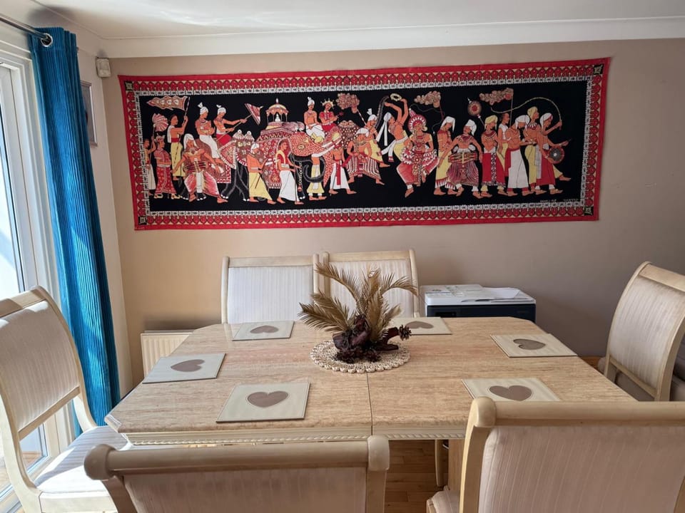 Ceylon HomeStay Vacation rental in Glasgow
