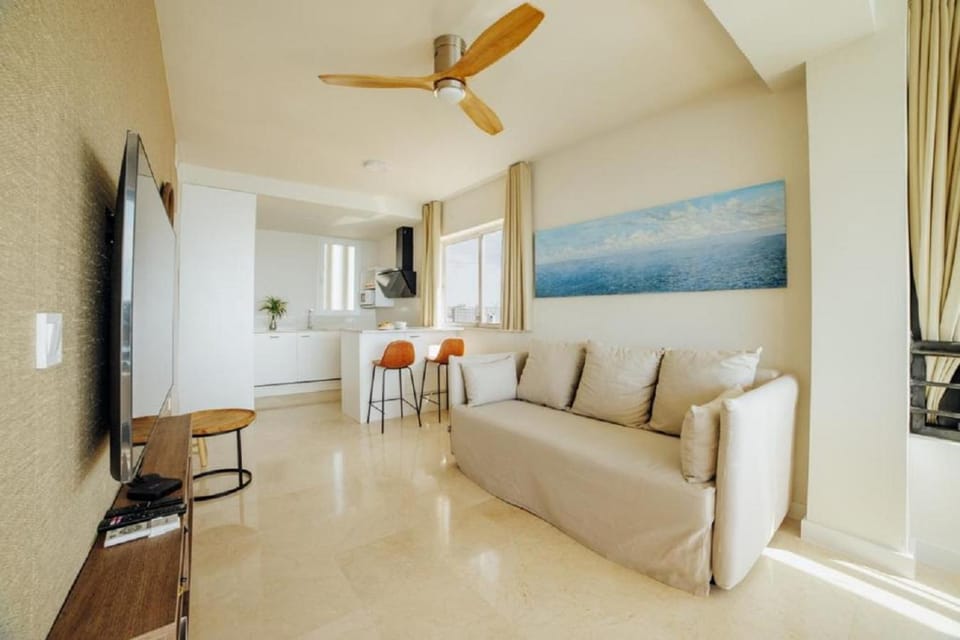 TV and multimedia, Living room, Dining area