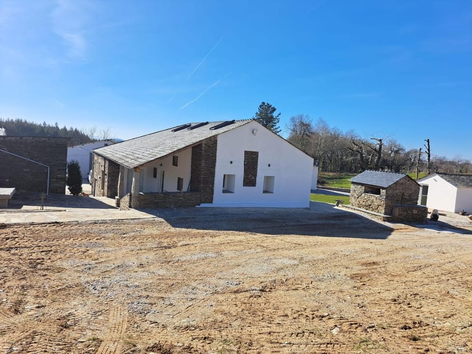 Property building, Day, Natural landscape, Garden