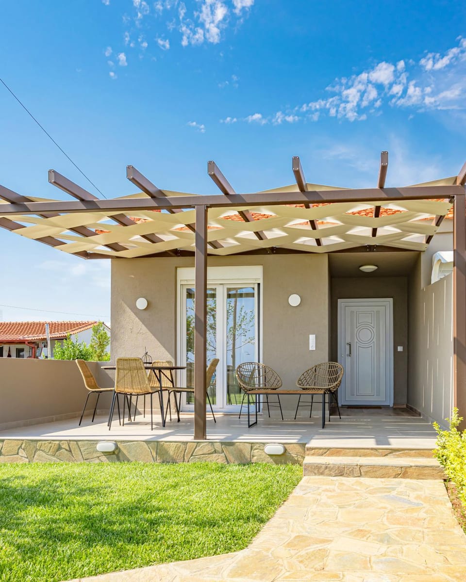 Property building, Patio