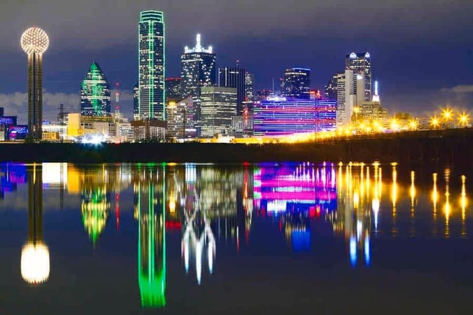Cowboys Fan Pad 2 Bedroom! Apartment in Dallas