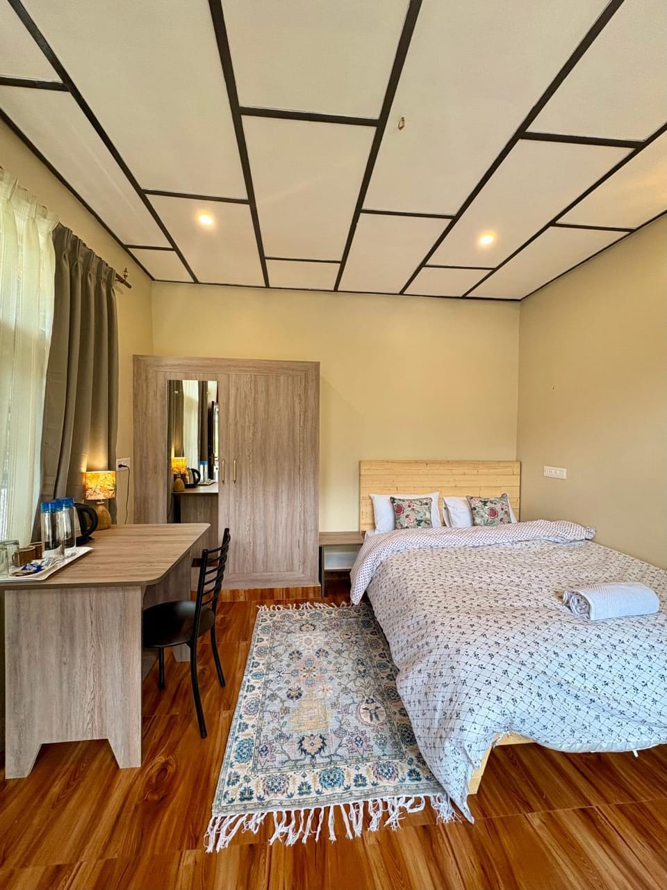 Bed, Photo of the whole room, Bedroom