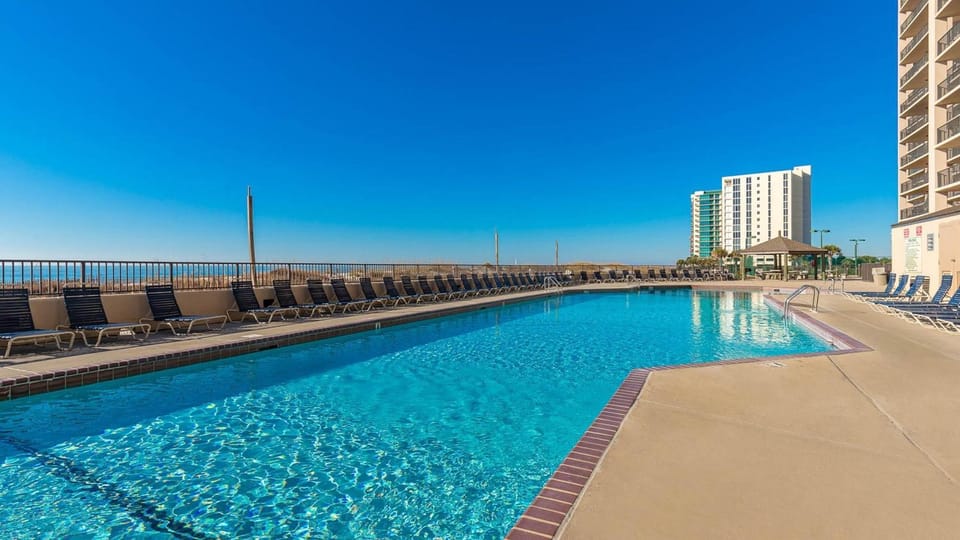 Phoenix X by Brett Robinson Vacations Apartment in Ono Island