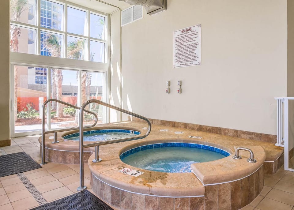 Phoenix Gulf Shores by Brett Robinson Vacations Apartment in West Beach