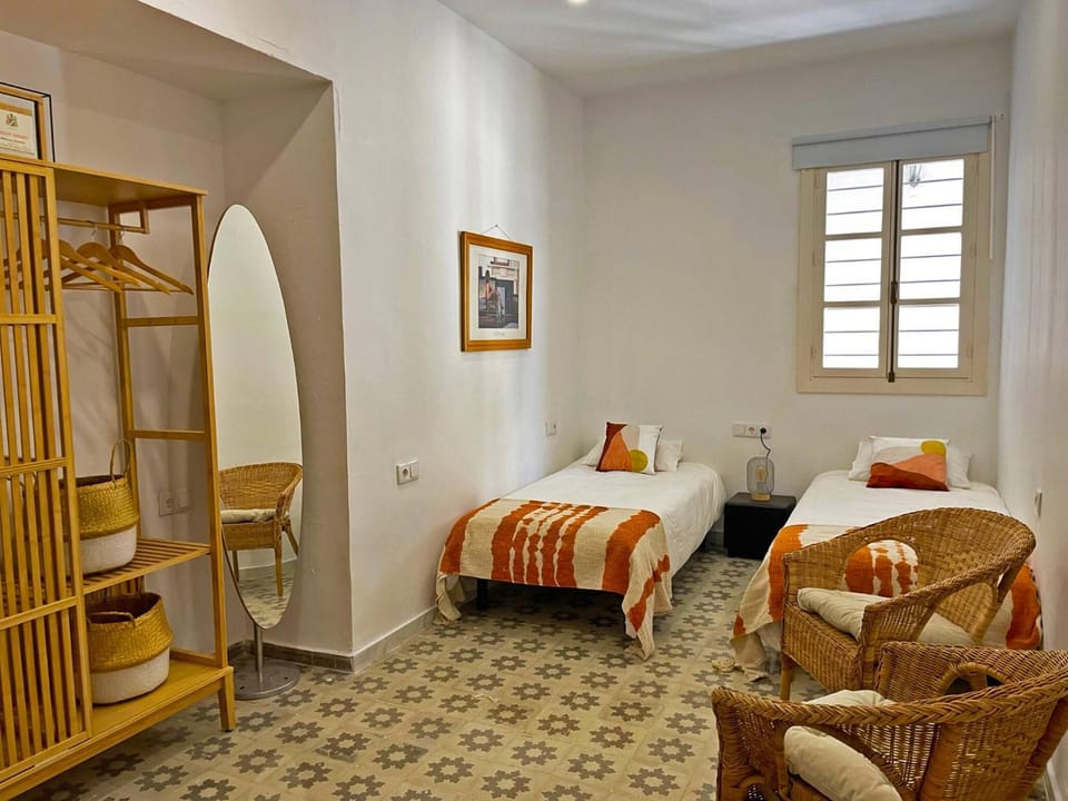Bed, Bedroom