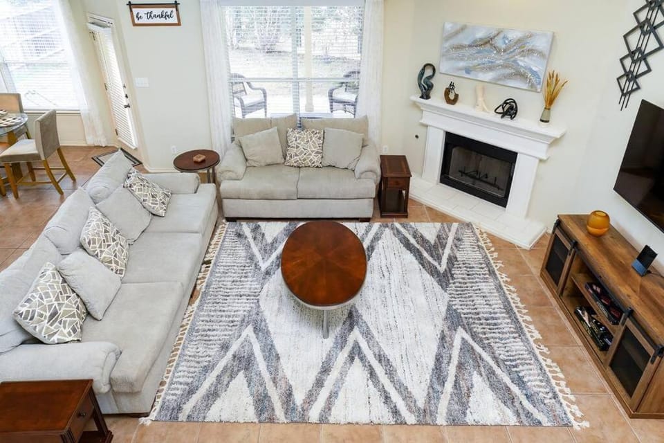 Exquisite Luxury Home near Sea World, San Antonio House in San Antonio