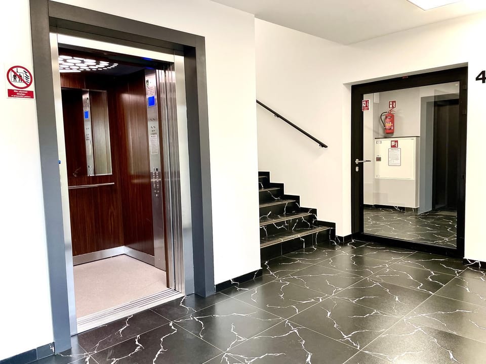 elevator