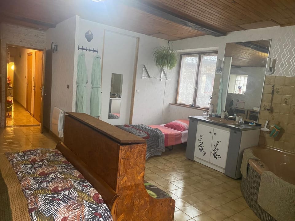 L'Escapade de JOS , chambres et table d'hôte Bed and Breakfast in Occitanie