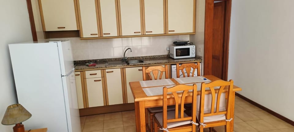 Kitchen or kitchenette, kitchen