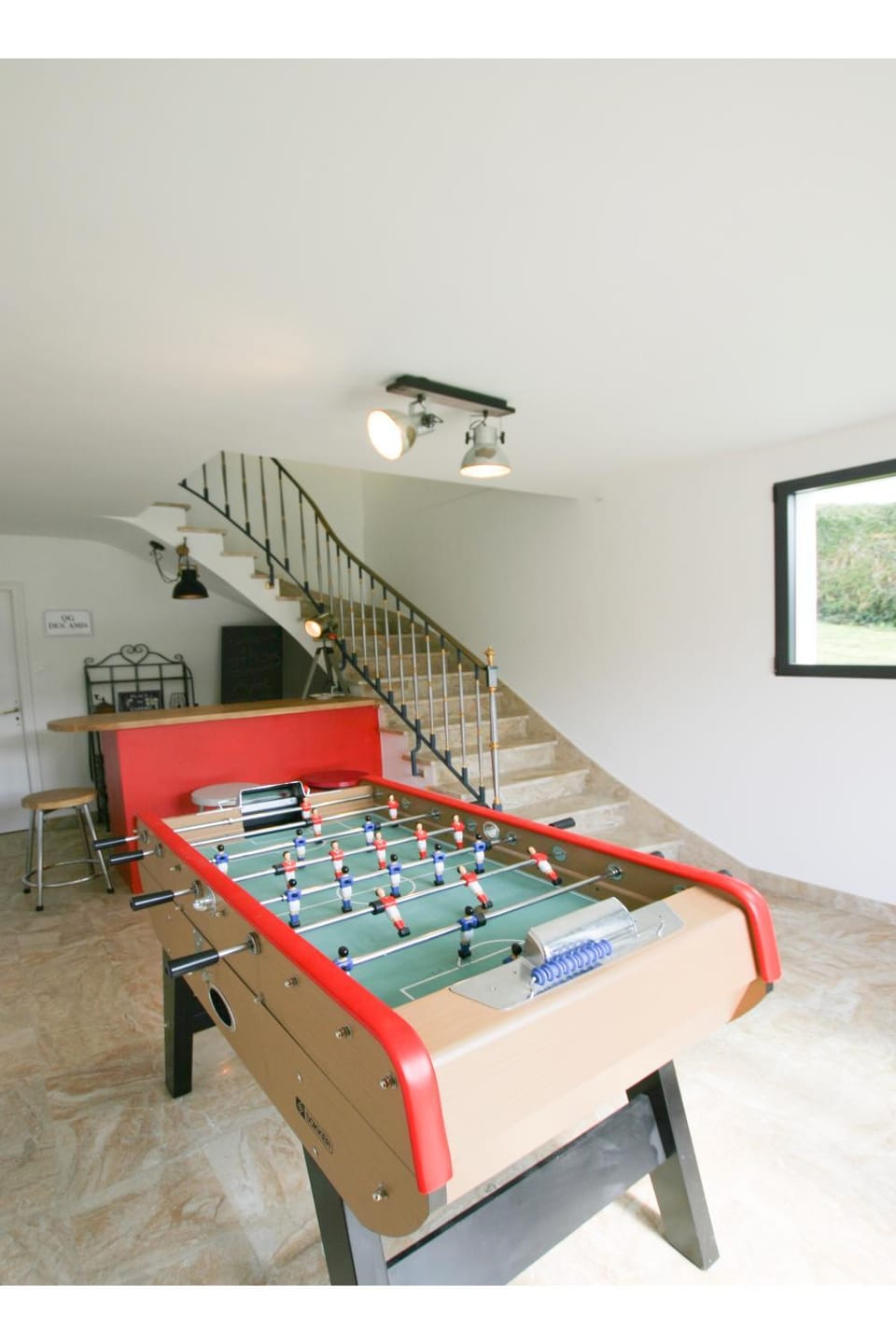 Game Room, Lounge or bar
