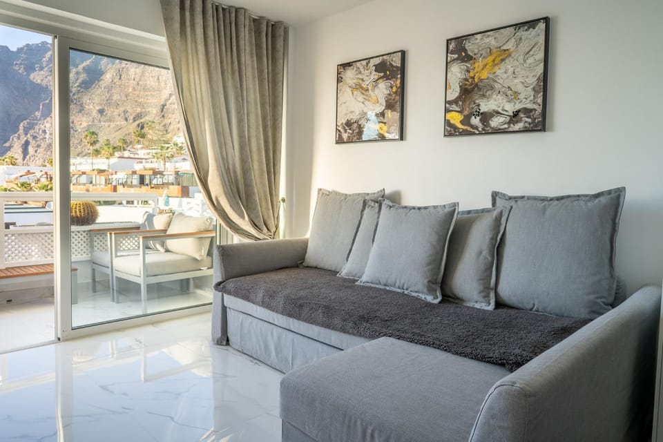 Vistas soñadas cerca del mar Apartment in Acantilados de Los Gigantes