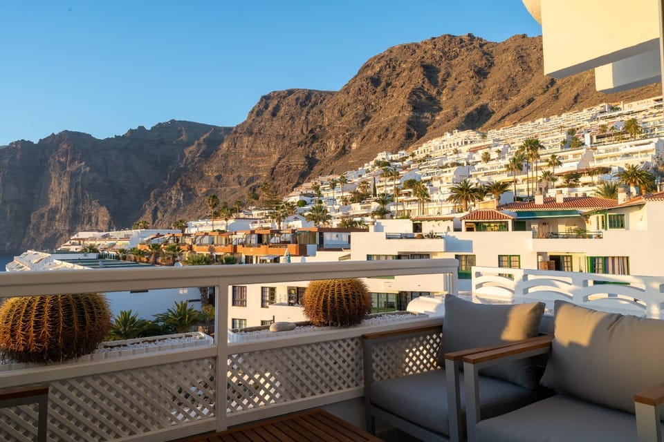 Vistas soñadas cerca del mar Apartment in Acantilados de Los Gigantes