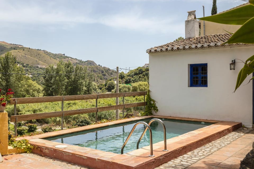 Natural landscape, Garden view, Mountain view, Swimming pool