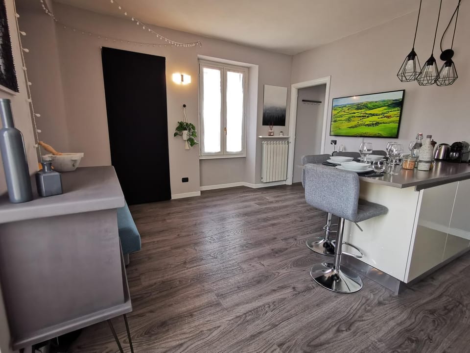 TV and multimedia, Dining area
