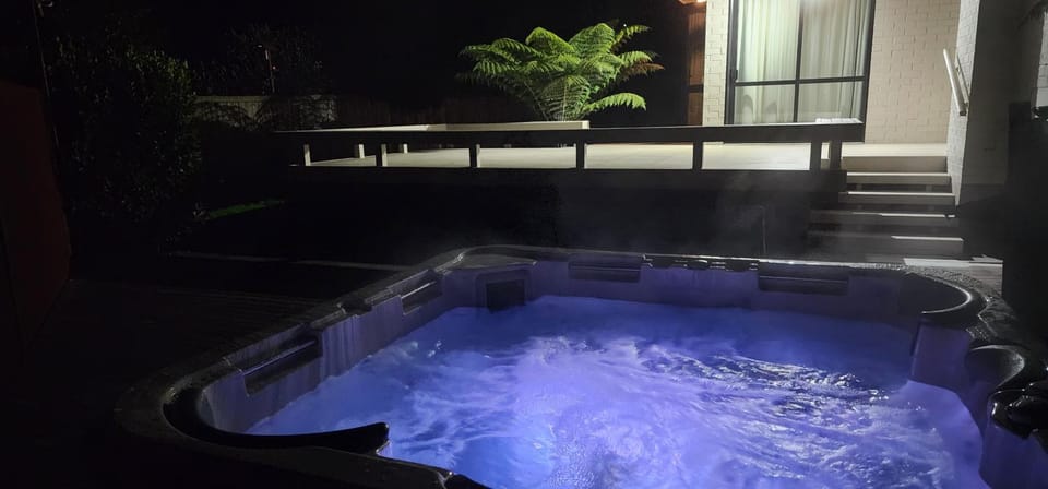 Patio, Hot Tub