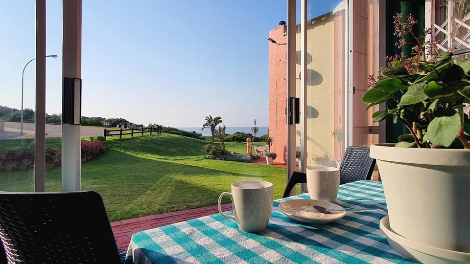 Patio, Natural landscape, BBQ facilities, Garden, Garden, View (from property/room), Balcony/Terrace, Balcony/Terrace, Dining area, Garden view, Sea view