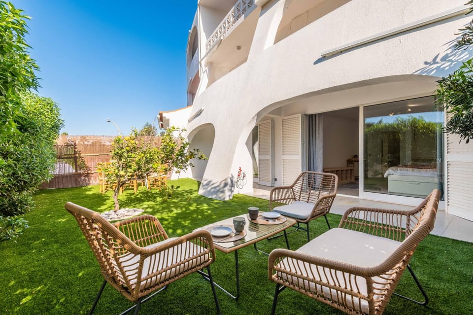 Patio, Garden, Garden view