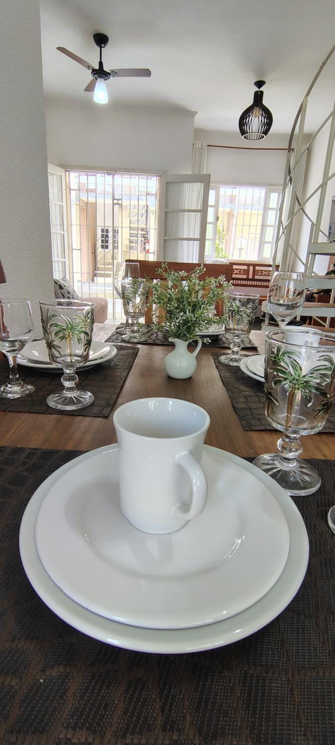 Coffee/tea facilities, Dining area
