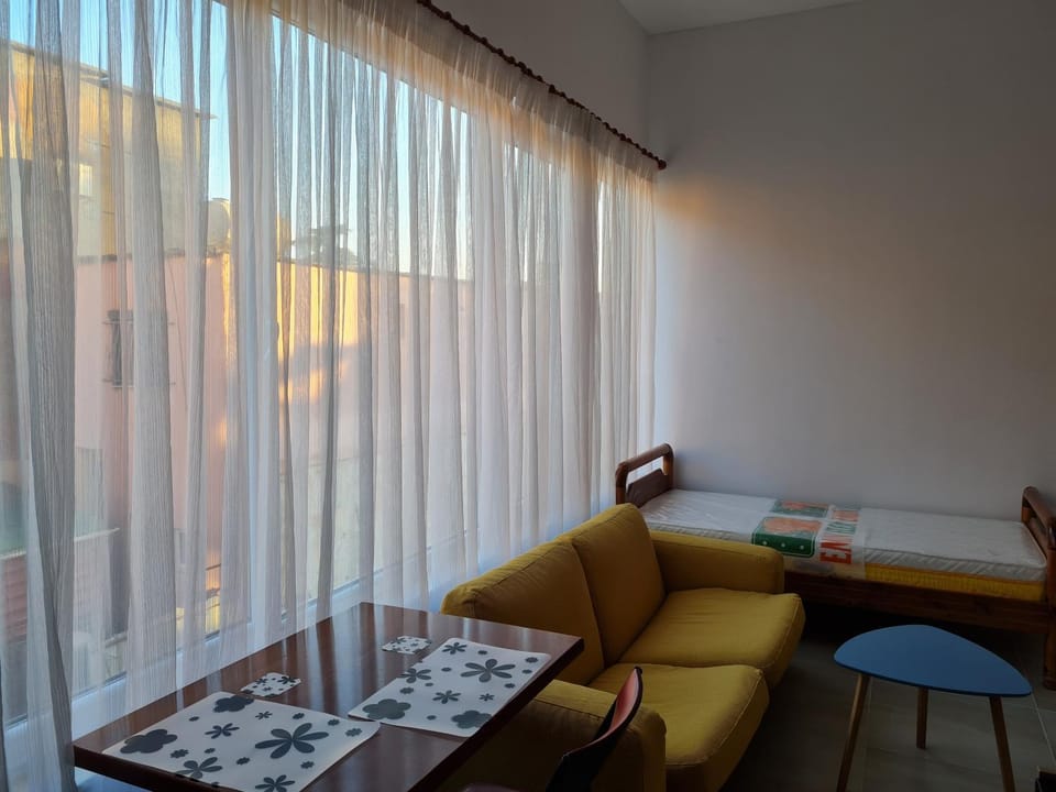 Sunny studio in new complex Apartment in Tirana