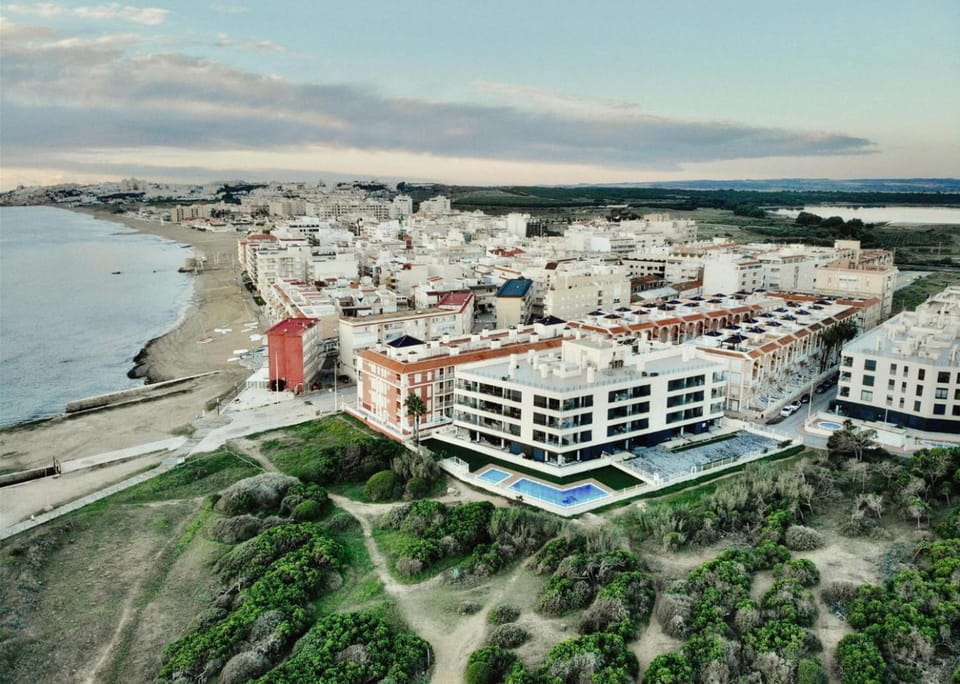 Property building, Bird's eye view, Beach, City view, Sea view
