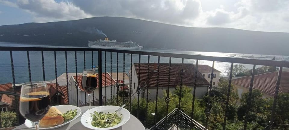 Vamos a la playa - Djenovici Apartment in Kotor Municipality