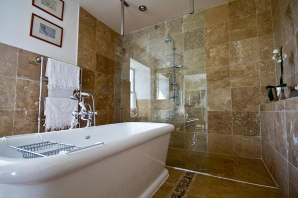 Loch Gorm House Bed and Breakfast in England