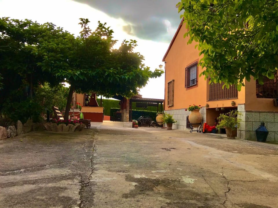 Property building, Street view, Parking