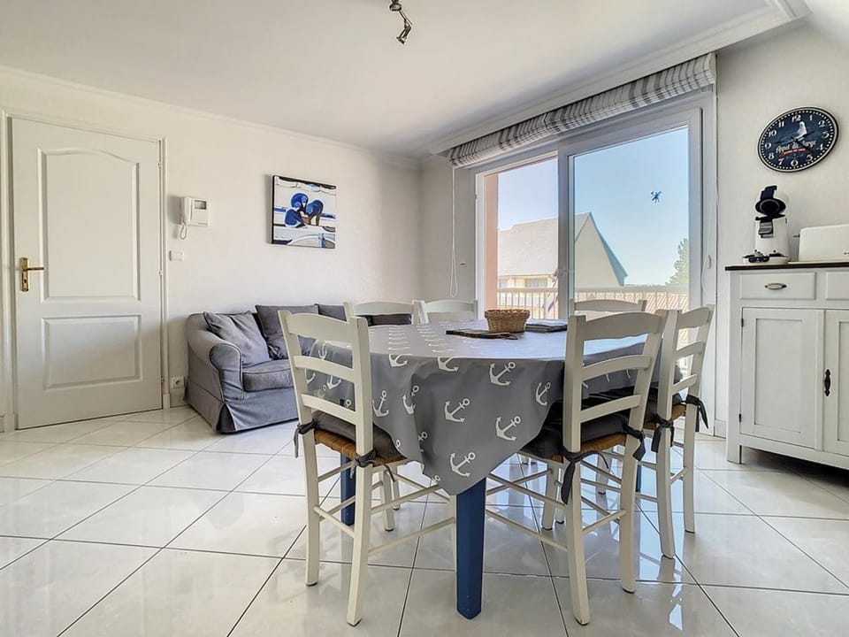Charmant T3 pour 5 pers avec balcon à Stella Plage, proche plage, parking privé - FR-1-236-142 Apartment in Hauts-de-France
