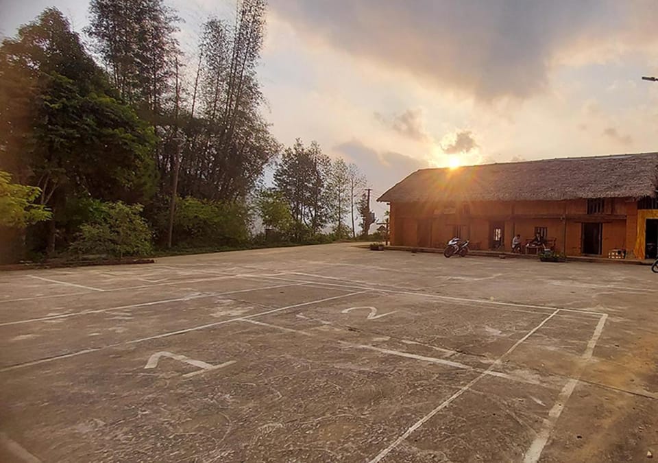 Day, Neighbourhood, Sunrise, Parking