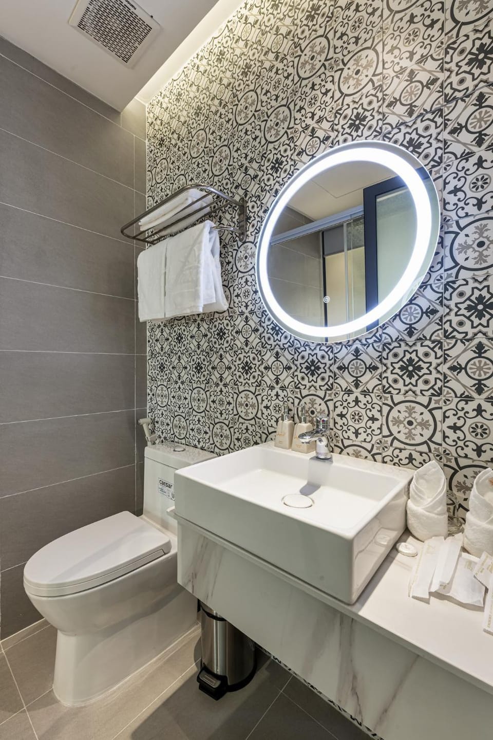 Toilet, Bathroom
