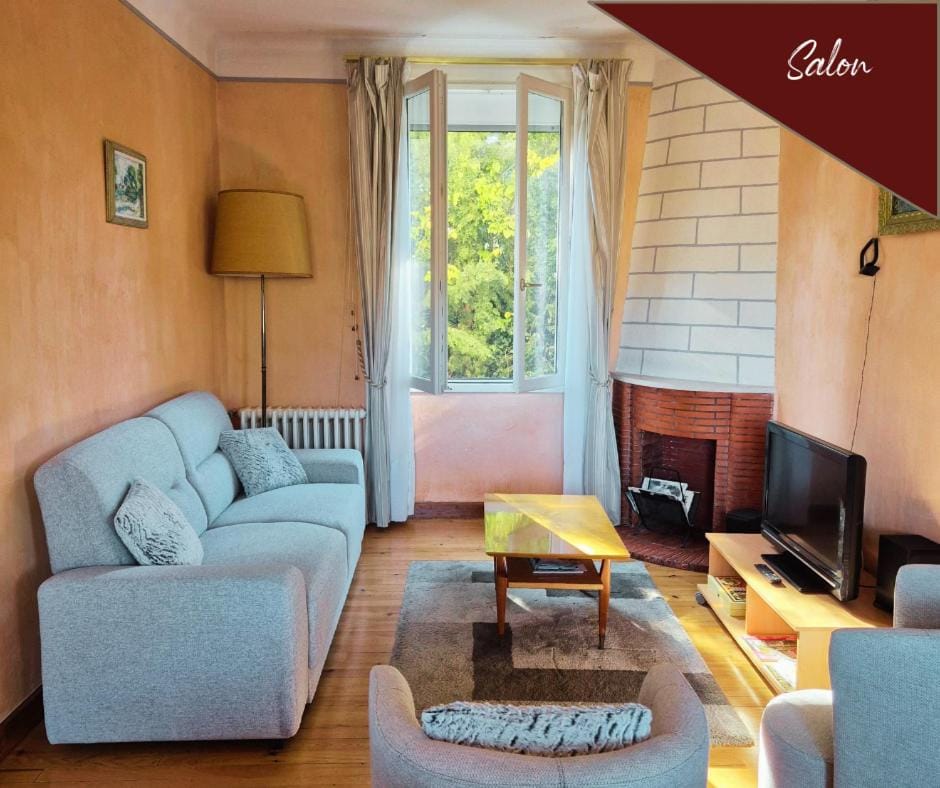VILLA ANNEE 30 Rénovée ,Terrasse et Jardin House in Souillac