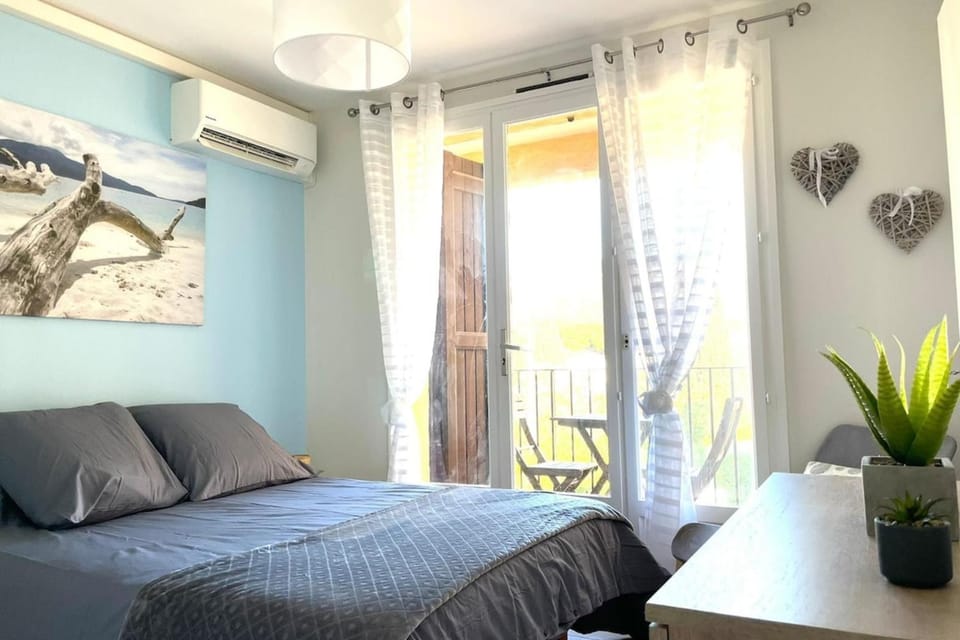 Magnificent T3 - Saint-Clair - 500m from the beach Apartment in Le Lavandou